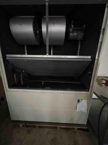 潔善空調清洗 - 箱型冷氣機