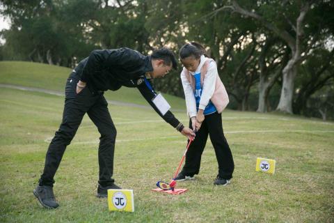 專業高爾夫教練Henry - 教學照