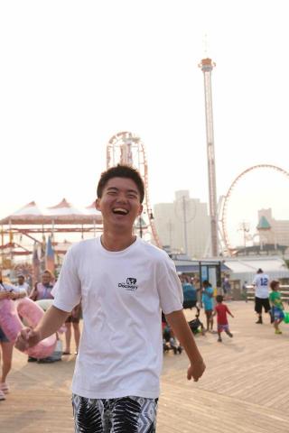 提供數學家教桃園服務的專家鄒詔功