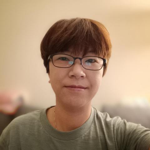 提供便宜旅館服務的專家吳鎵均小姐