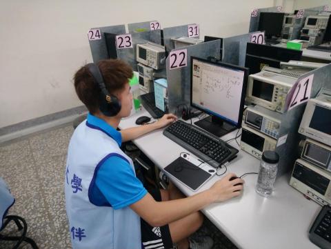 譚先生 - 教育部數位學伴計畫