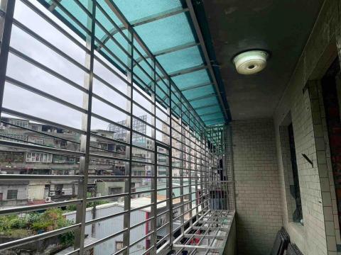 宏品不鏽鋼鐵工廠 - 安裝完畢之成品