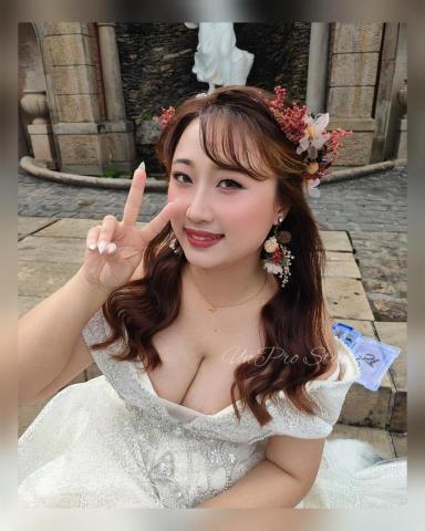 UnPro Studio 不專業の新娘秘書婚禮攝影團隊 - 戶外婚紗拍攝妝髮