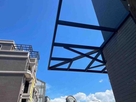 宏品不鏽鋼鐵工廠 - 尋求穩固的架構