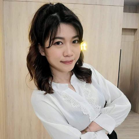 提供減重班服務的專家Dora教練