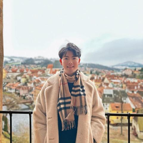 提供專車服務的專家楊鎮羲