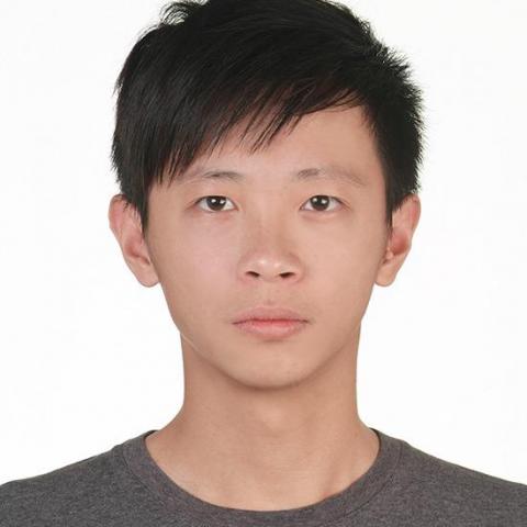 提供雲端erpptt服務的專家賴傳宇