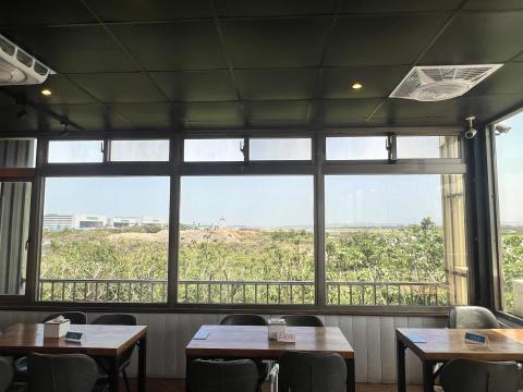 陳建村 - 居家、辦公室，改善日曬、溫度下降
避免木製家具龜裂、褪色