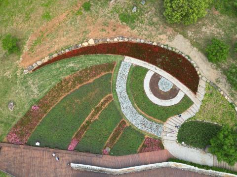 李逸嵐｜剪輯與空拍創作 - 北投社三層崎公園空拍照