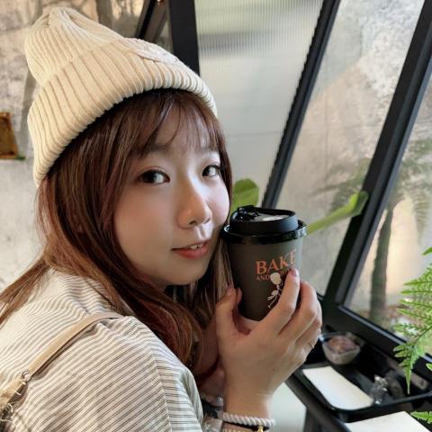 提供劉嘉雯服務的專家簡珮雯