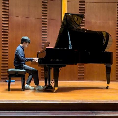 提供有氧運動定義服務的專家張瑞祐