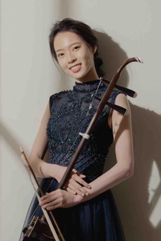 林怡君 二胡/鋼琴/樂理教學 - 