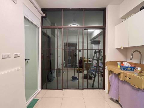 盛原金屬有限公司 - 心之所向-廚房鐵件連動拉門