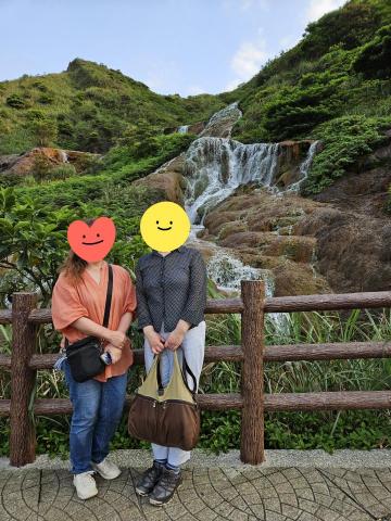 陳慶峰 - 觀光客包車旅遊-九份黃金瀑布