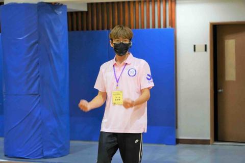 昶惟 - 銀髮族暖身