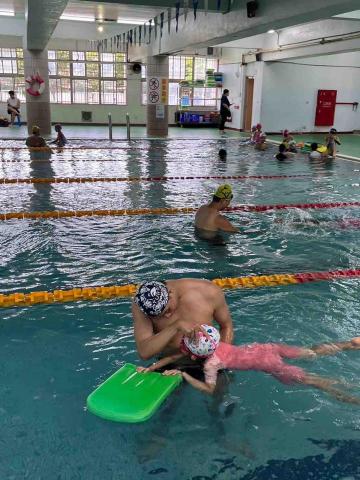 小安游泳教室 - 社團課