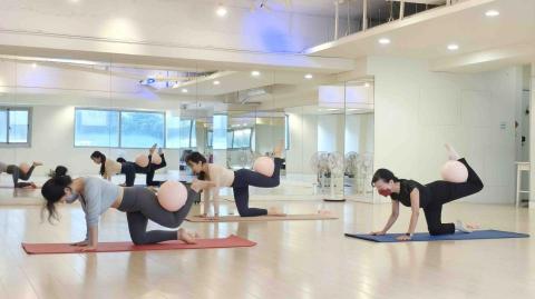 陳沛沂 - 芭蕾雕塑