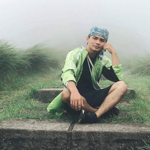 提供推拿服務的專家黃明峋