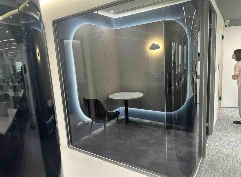 陳一丁 - 小型會議室