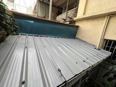 洪政凱（扛）鋼益企業社 - 跟換清板