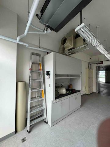 楷元水電 - 排風馬達安裝