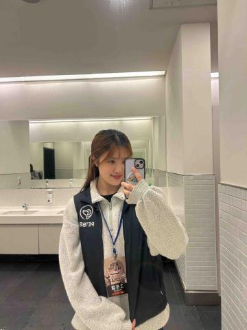 陳彥蓁✨언진 | 韓語線上教學｜韓中口譯翻譯 - 展場口譯