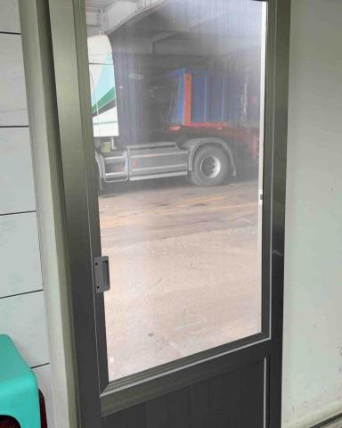 立鑫鋼鋁有限公司 - 