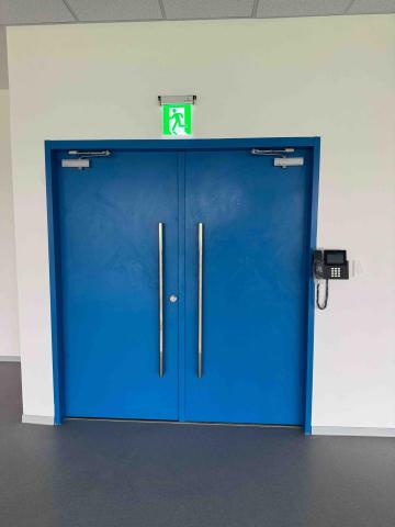 振業工程 - 雙開防火門施工照