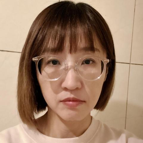 提供整理師台中服務的專家苡姗