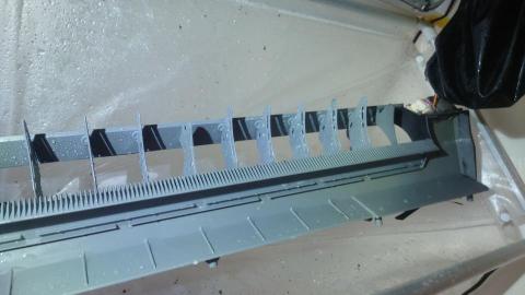 立大清潔坊 - 清洗後水盤變得很乾淨.