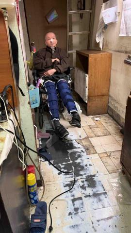 阿翔 - 重症長者協助站立訓練