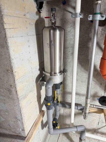 楊博翔 - 大樓室內全戶式淨水器安裝