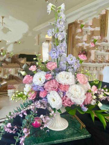 芳療盛宴 - 古典三角形加不對稱三角形（荷蘭花藝）