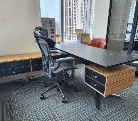 史丹佛實業有限公司 - 