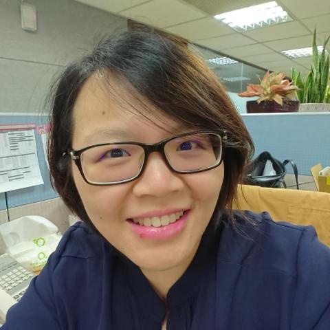 提供crm服務的專家朱世茵