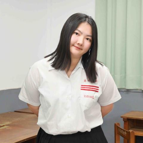 提供小五數學練習上學期服務的專家甘宜蓁