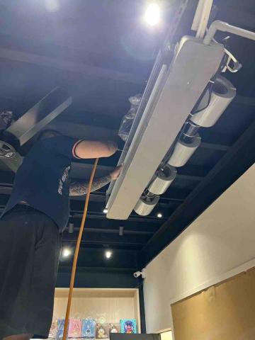 百億能量 - 吊隱式冷氣內機清洗