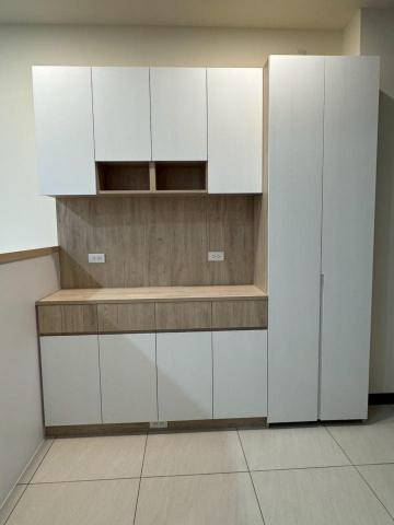 德康美系統櫃烏日店 - 餐廚上下櫃與中央封板 德康美系統櫃烏日店 - 餐廚上下櫃與中央封板