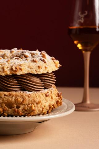 劉穆青 - 更多作品請洽/ 
web: https://glitchphotography.myportfolio.com/
linktree: linktr.ee/glitch_photography_studio