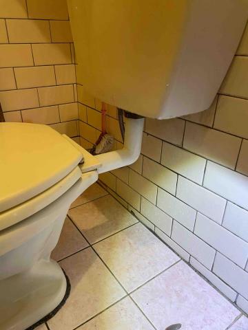 啟湧工程 - 水箱漏水更換