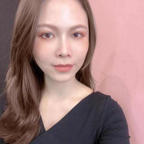 提供臺南市服務的專家Amber