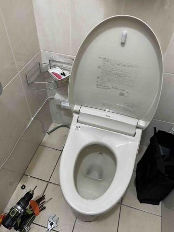 啟湧工程 - 免治馬桶蓋安裝