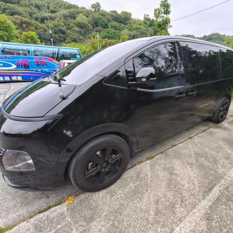 張栢境 - 九人座