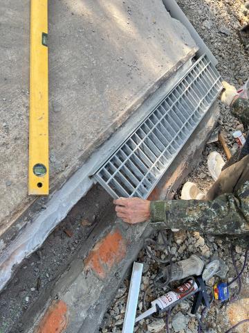 億格勝工程有限公司 - 排水溝格柵工程