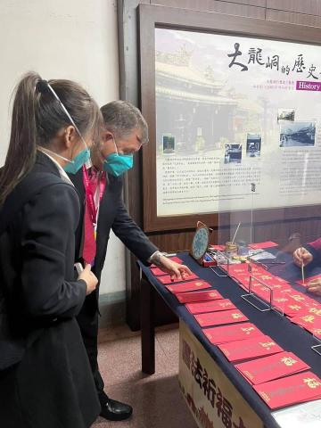 Della 黛拉 - 2022 智慧城市展 外賓隨行秘書