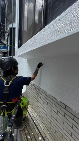 李濯承 - 外牆防水上漆