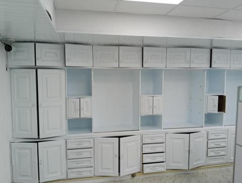 陽光街角郭先生 - 木櫃改色