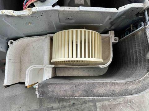 莊維豪 - 窗型冷氣清洗後