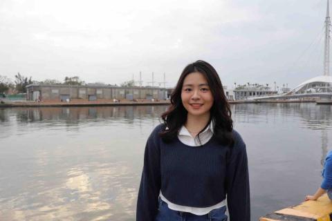 提供羽球規則服務的專家陸純青