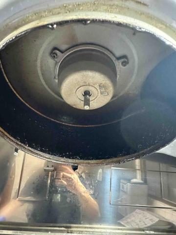 莊維豪 - 抽油煙機清洗前